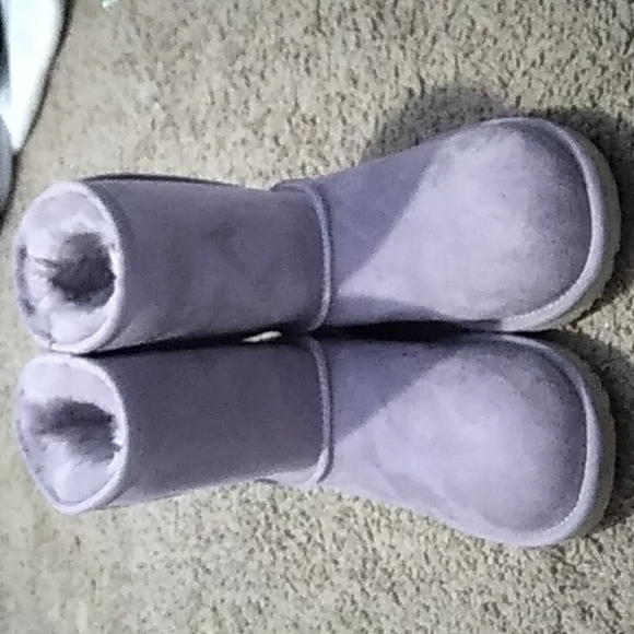 Uggs light purple boots - Picture 5 of 5